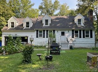 19 Good Hill Rd, Oxford, CT 06478