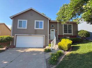 18208 Josephine St, Omaha, NE 68136