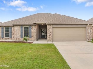 220 S Lakepointe Dr, Lafayette, LA 70506