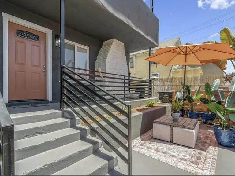 2074 Newton Ave #A — Photo 1