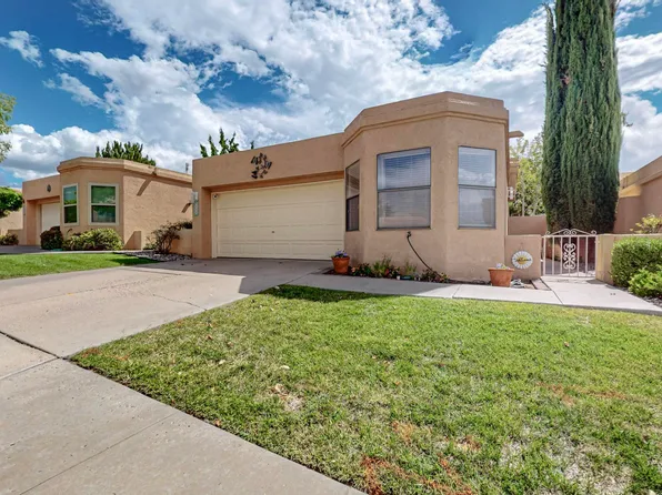 7528 Keystone Dr NE, Albuquerque, NM 87109
