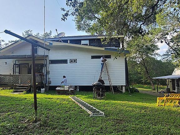 4th image of 580 Ashford Cir