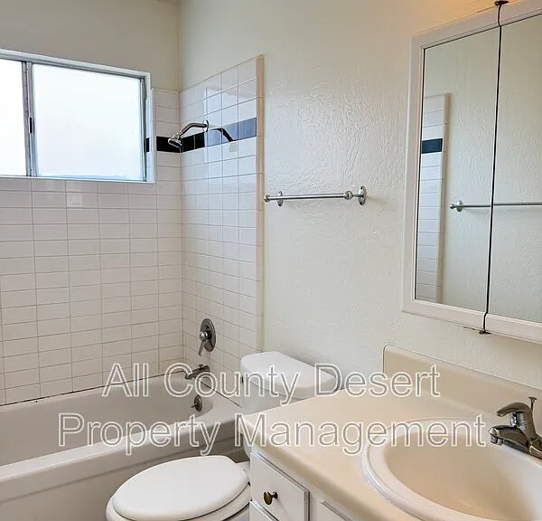 550 El Cielo Rd #15 — Photo 14