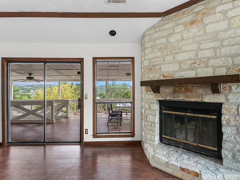 21205 National Dr — Photo 13