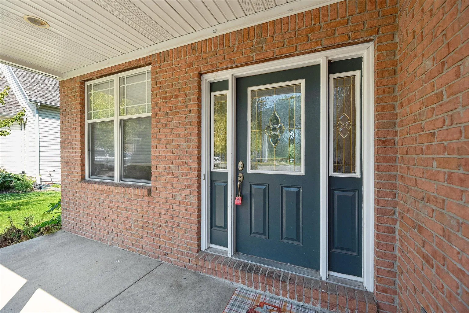 134 Whitlock St photo 1