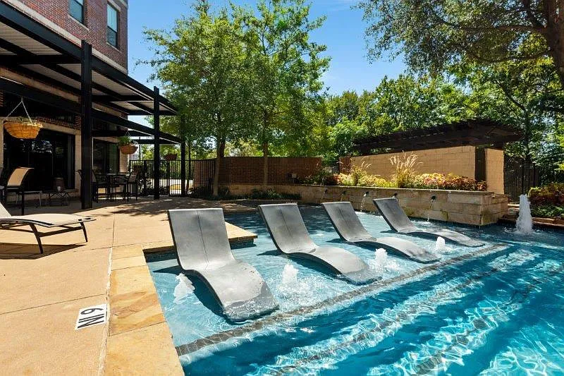 Trinity Bluff & Trinity District — Photo 1