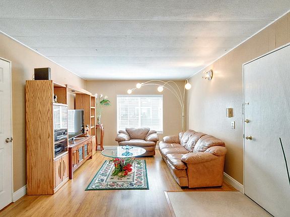 5th image of 2857 Moss Hollow Dr #2857