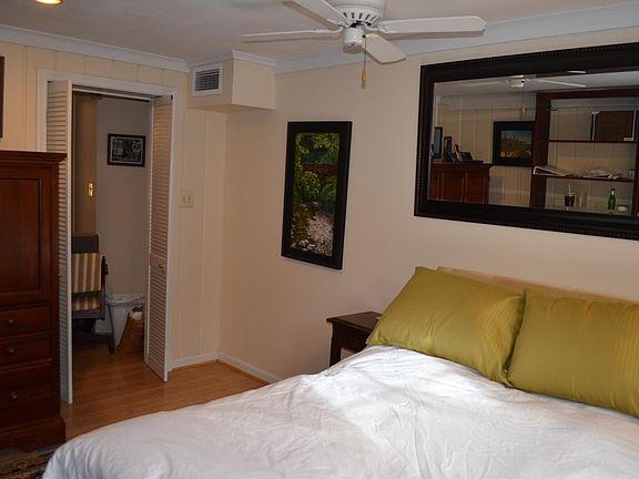 5th image of 407 Summers Dr