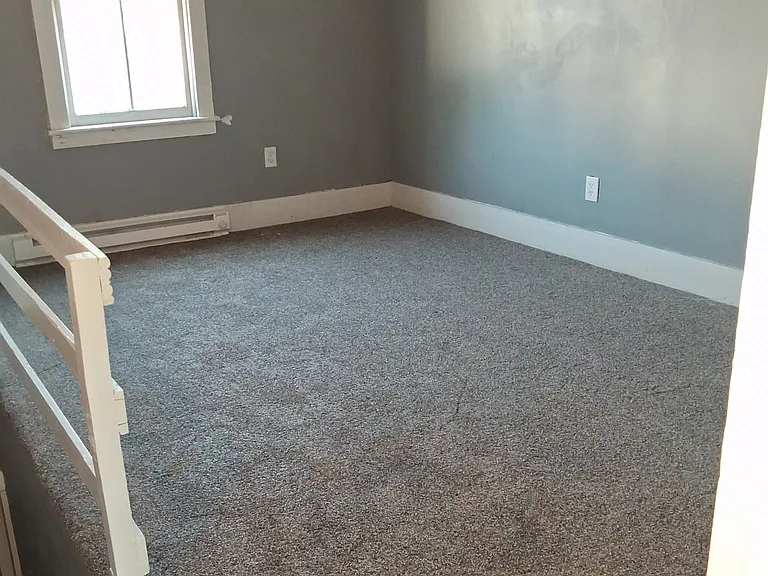 1725 Centre St — Photo 5