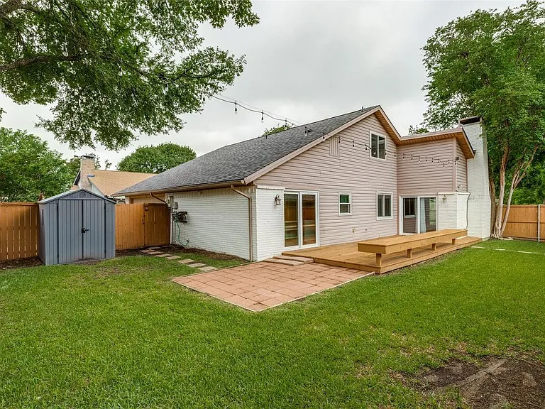2114 Wheaton Dr — Photo 10