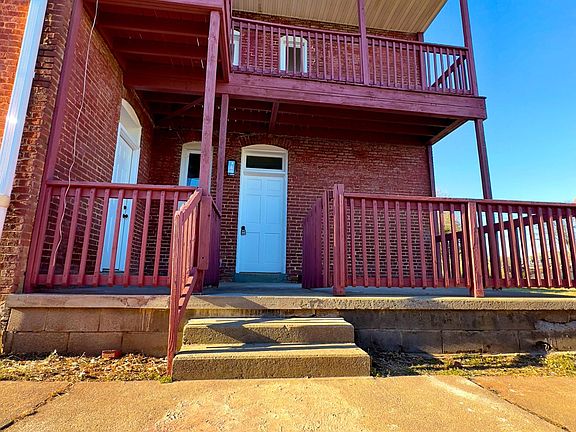 5th image of 48 Wayside Ave