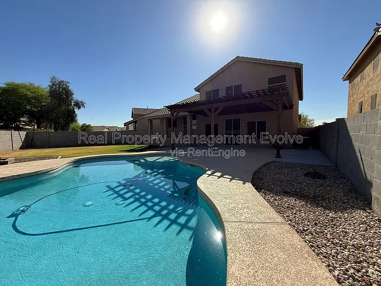 8014 W Pima St — Photo 37