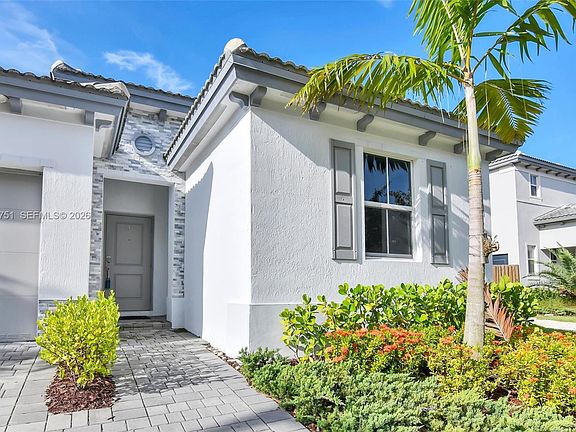 5th image of 16344 SW 290th St