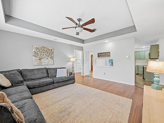 5th image of 2315 Rainbow Rd