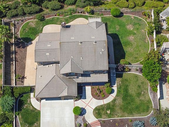 5th image of 1108 Ariana Rd