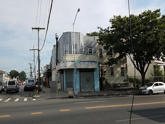 4th image of 17018 Liberty Ave