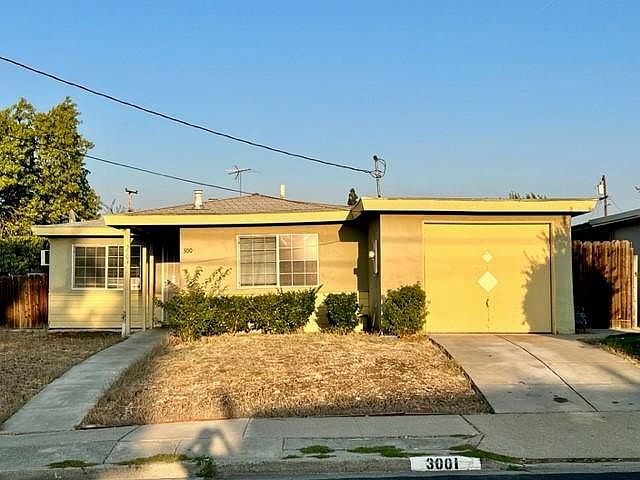 1st image of 3001 Elizabeth Ln