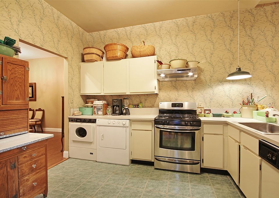 1st image of 2 S End Ave APT 3E