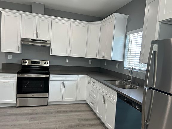5th image of 11652 Adenmoor Downey #A