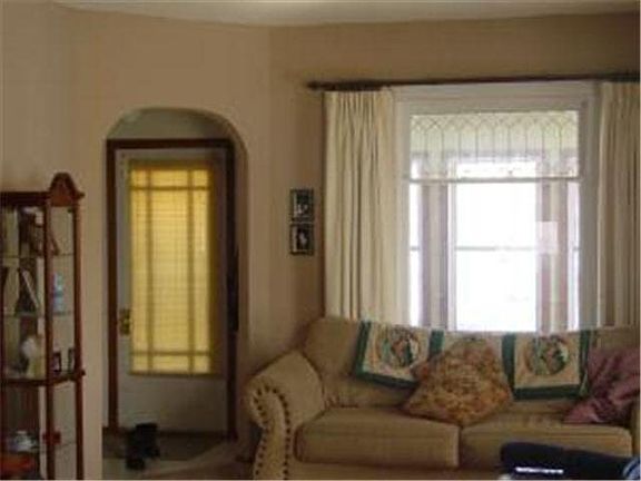 3rd image of 217 N BAKER ST