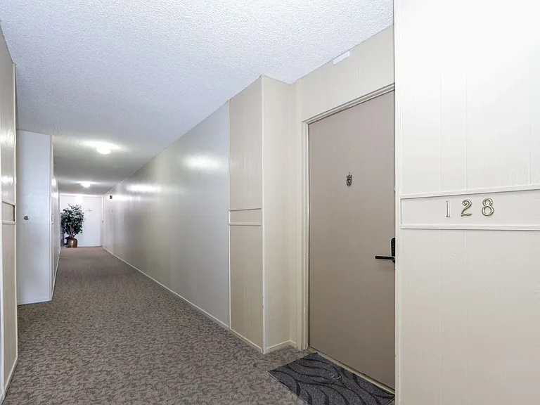 380 Vallejo Dr #128 — Photo 3