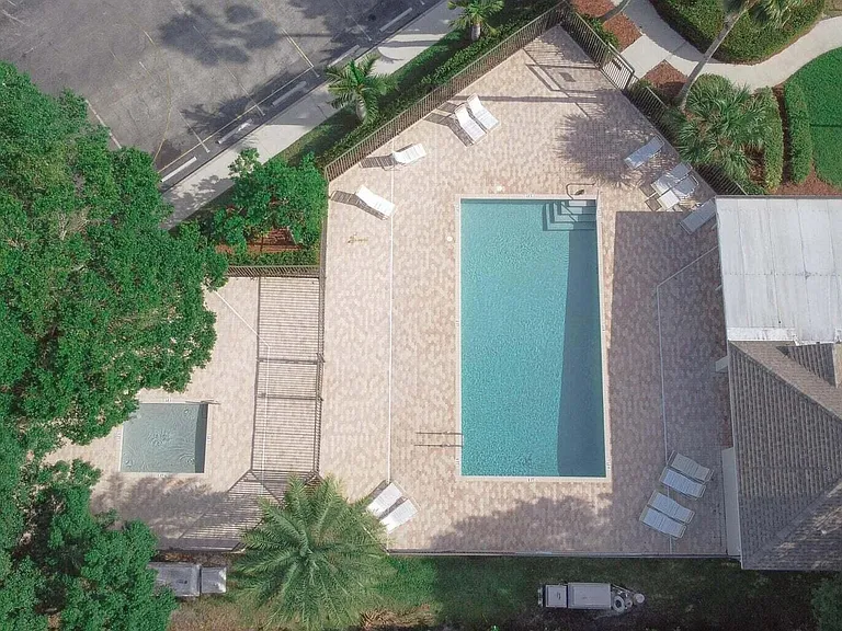 3129 SW Solitaire Palm Dr — Photo 26