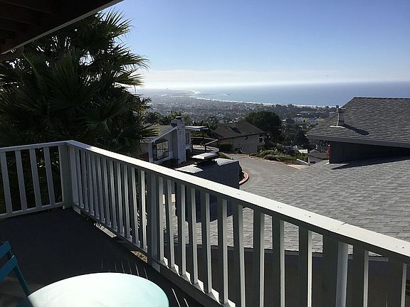 5th image of 375 Mariposa Dr