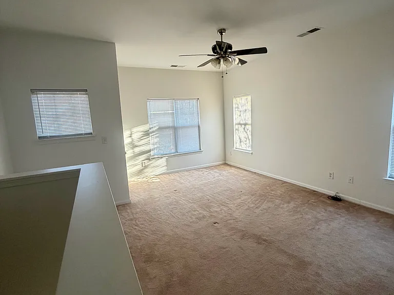 1203 N Caldwell St #1203 — Photo 9