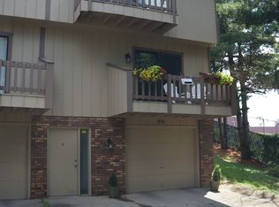 1228 Van Voorhis Rd, Morgantown, WV 26505