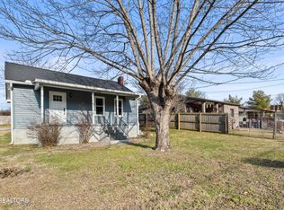 411 Forestal Dr, Knoxville, TN 37918