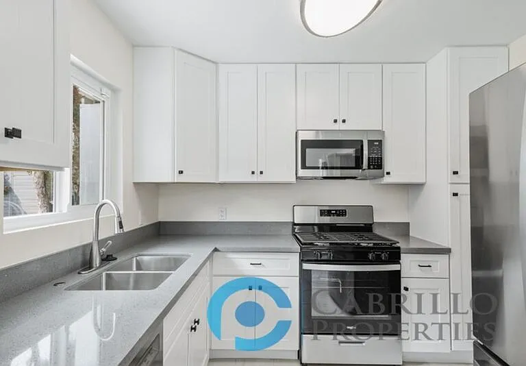 885 Home Ave #B — Photo 15