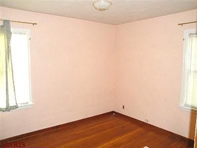 4th image of 9821 Lullaby Ln