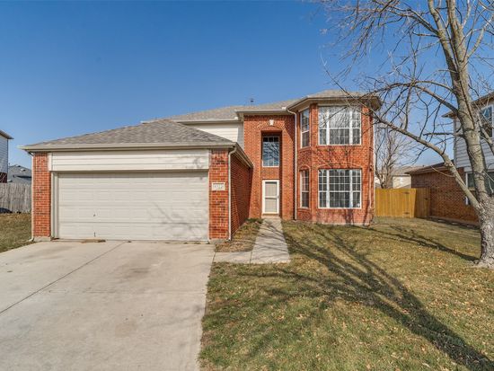 8312 Orleans Ln, Fort Worth, TX 76123
