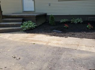 6801 Sylvania 4 Rd, Louisville, KY 40258