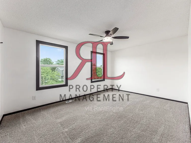 5932 Waterview Dr — Photo 29