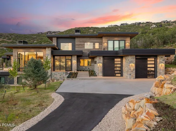 621 Canyon Gate Rd, Park City, UT 84098