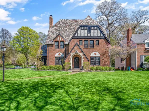 2956 Darlington Rd, Toledo, OH 43606