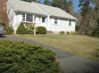 23 Captain Berry Ln, Dennis Port, MA 02639