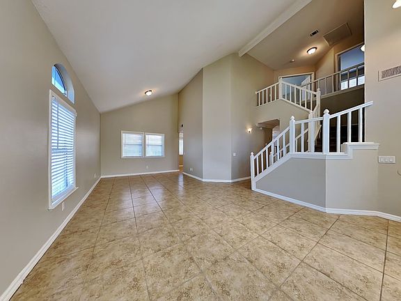 5th image of 1544 Bright View Dr