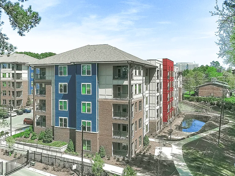 The Flats Exchange on Erwin Apartments — Photo 13