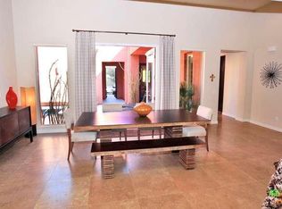 2975 Searchlight Ln, Palm Springs, CA 92264