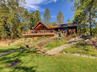 123 Fielder Ln, Grants Pass, OR 97526