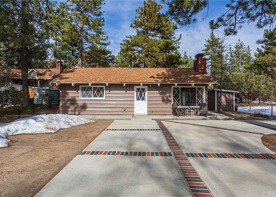 1st image of 32296 Parkland Dr