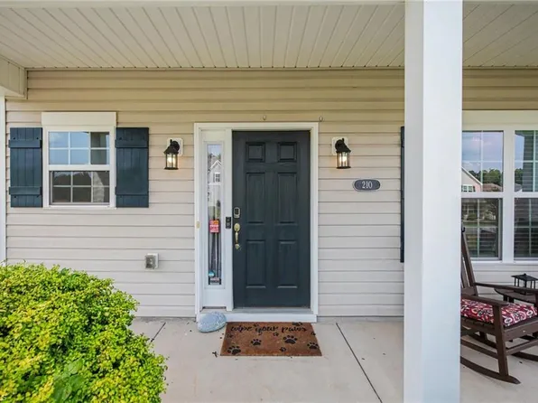 210 Marguerite Ct, Reidsville, NC 27320