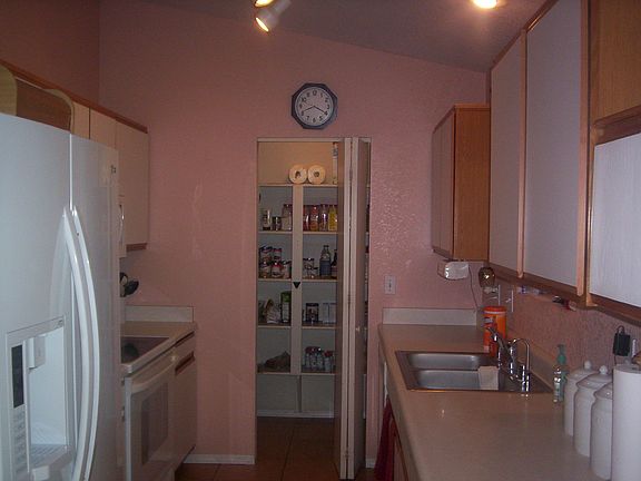 Kitchen & Panatry