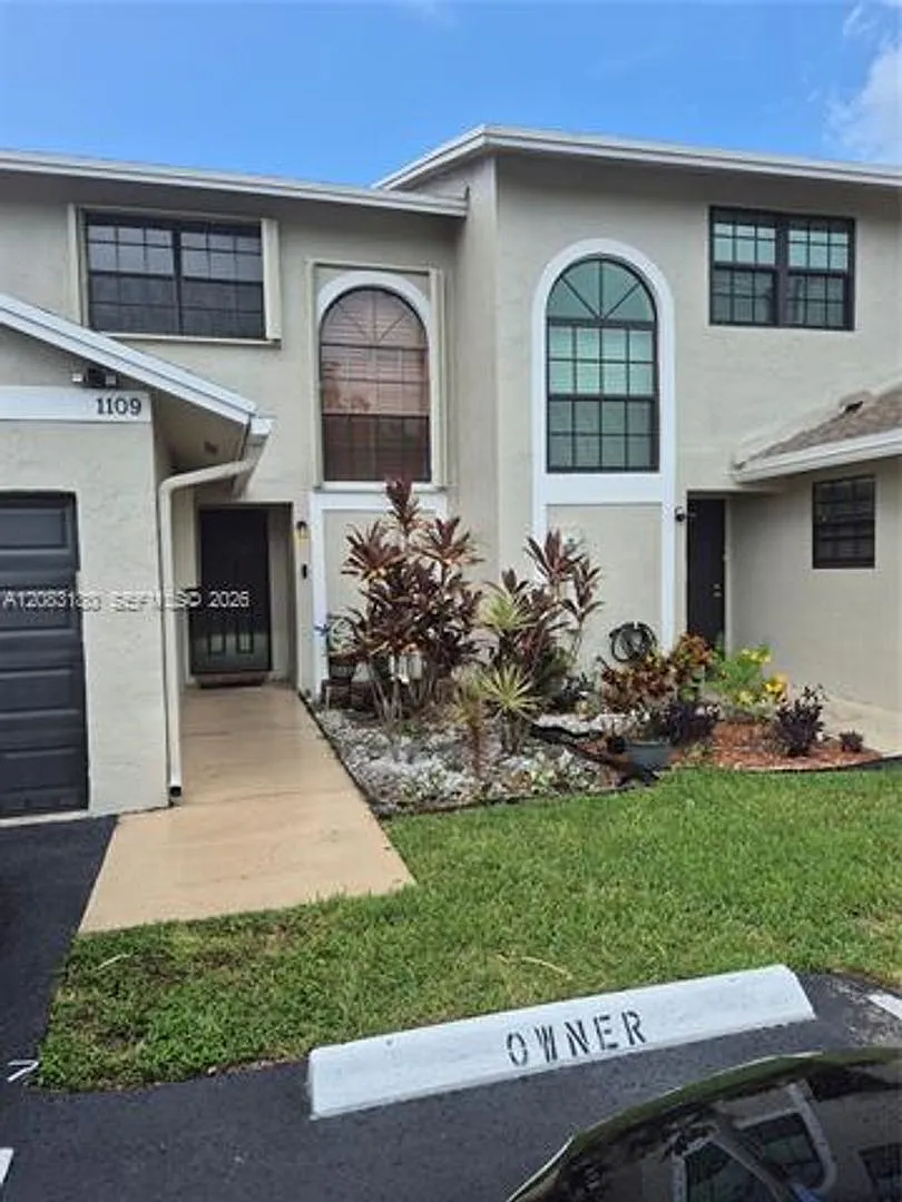 1109 NW 107th Ave th 1109, Pembroke Pines, FL 33026 — Photo 2