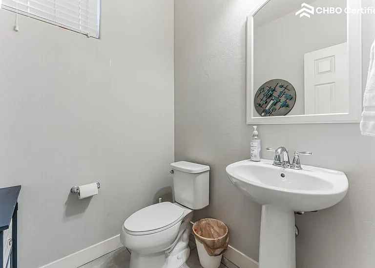 3713 E Robert St — Photo 24