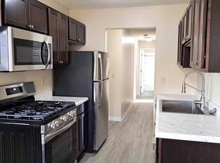 4259 W Broadway Ave #111, Minneapolis, MN 55422