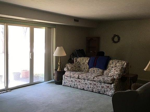 4th image of 1931 King James Pkwy APT 106