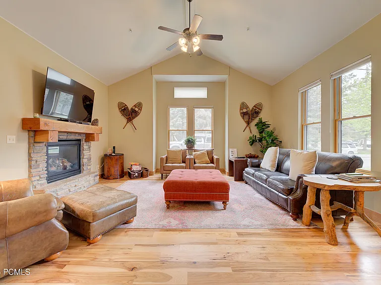 1499 Park Ave #1 — Photo 3